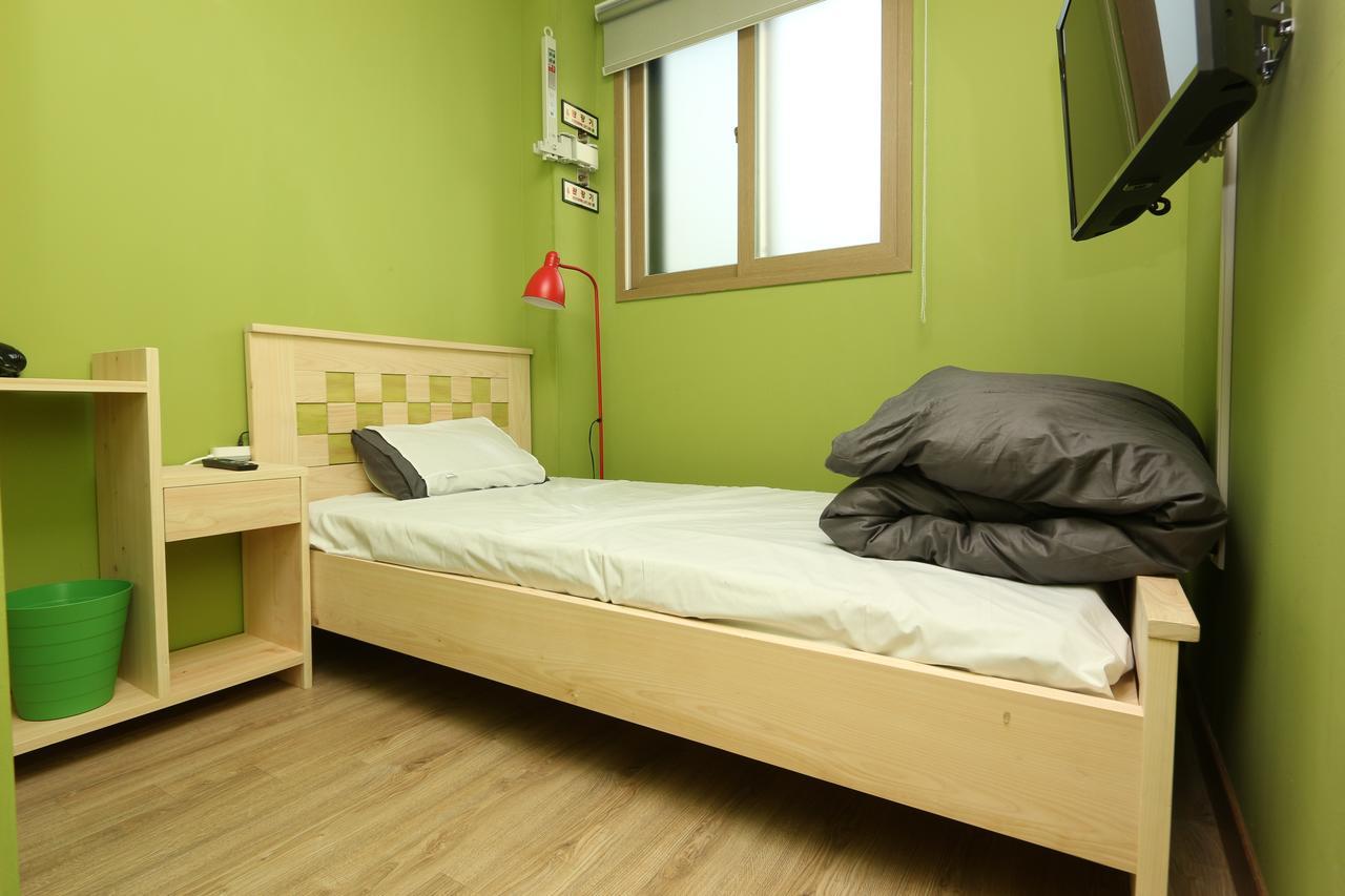 Daegu Midtown Hostel Buitenkant foto