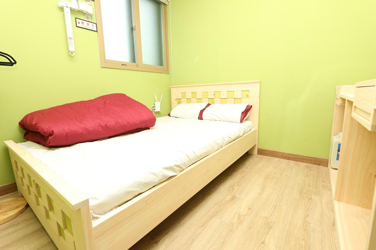 Daegu Midtown Hostel Buitenkant foto