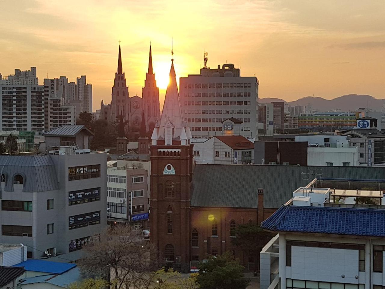 Daegu Midtown Hostel Buitenkant foto